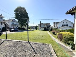 featured image of 573 Bloom St #102