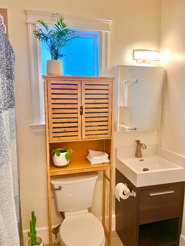 536 25th St #ADU - Photo 2 of 13