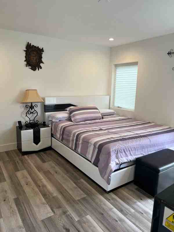 8413 Woodley Ave #2 - Photo 2 of 17