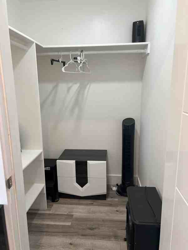 8413 Woodley Ave #2 - Photo 6 of 17