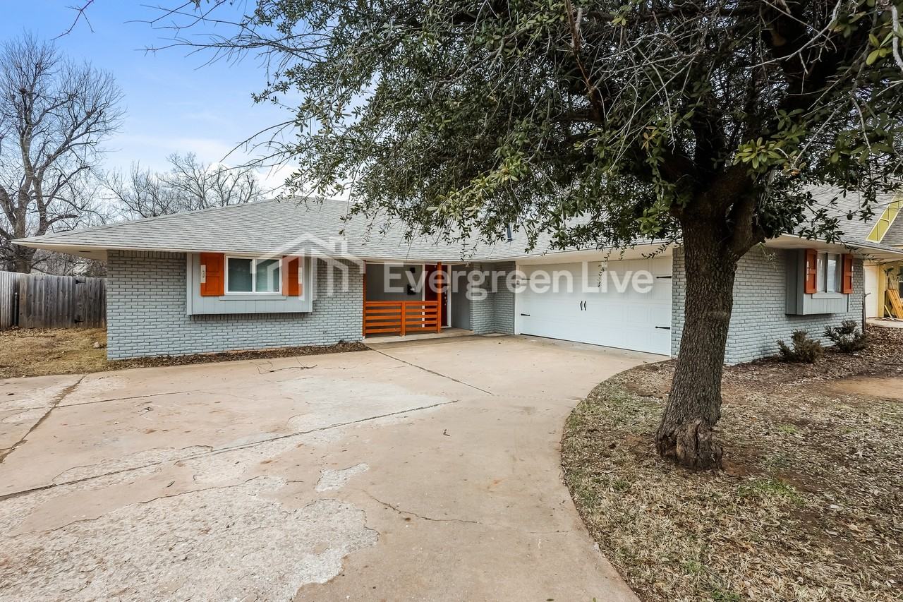 5015 S Sage Ave - Photo 2 of 17