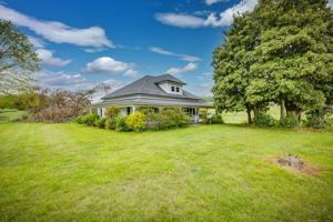 featured image of 206 Old Stagecoach Rd