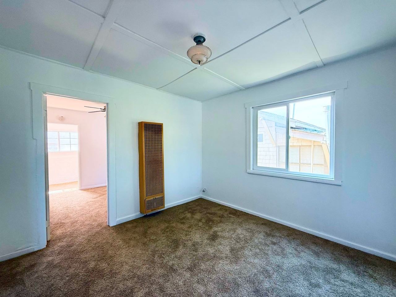 4661 Newport Ave - Photo 4 of 19