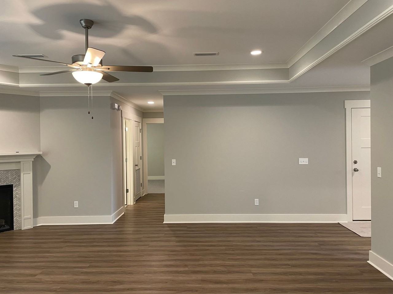 102 Rachel Dr - Photo 3 of 14