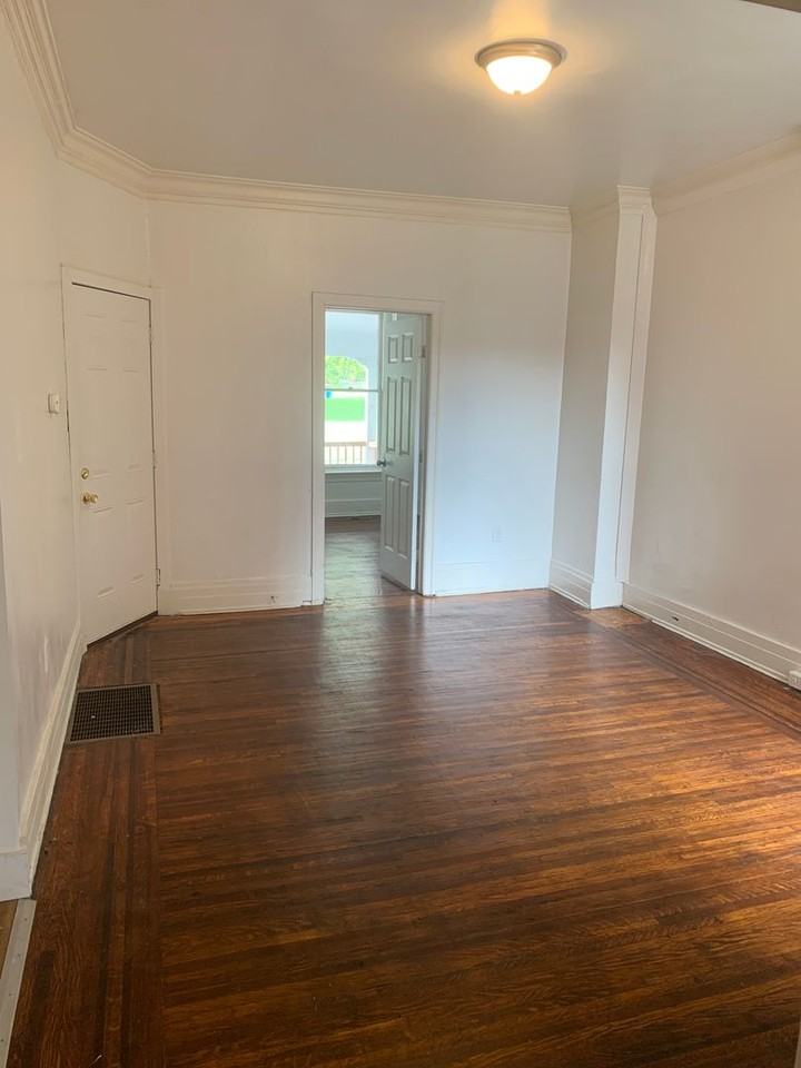 154 Lafayette St #1 - Photo 6 of 14