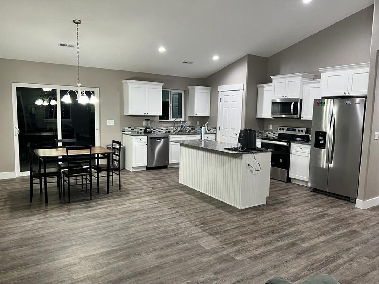 1729 Village Pkwy - Photo 5 of 10