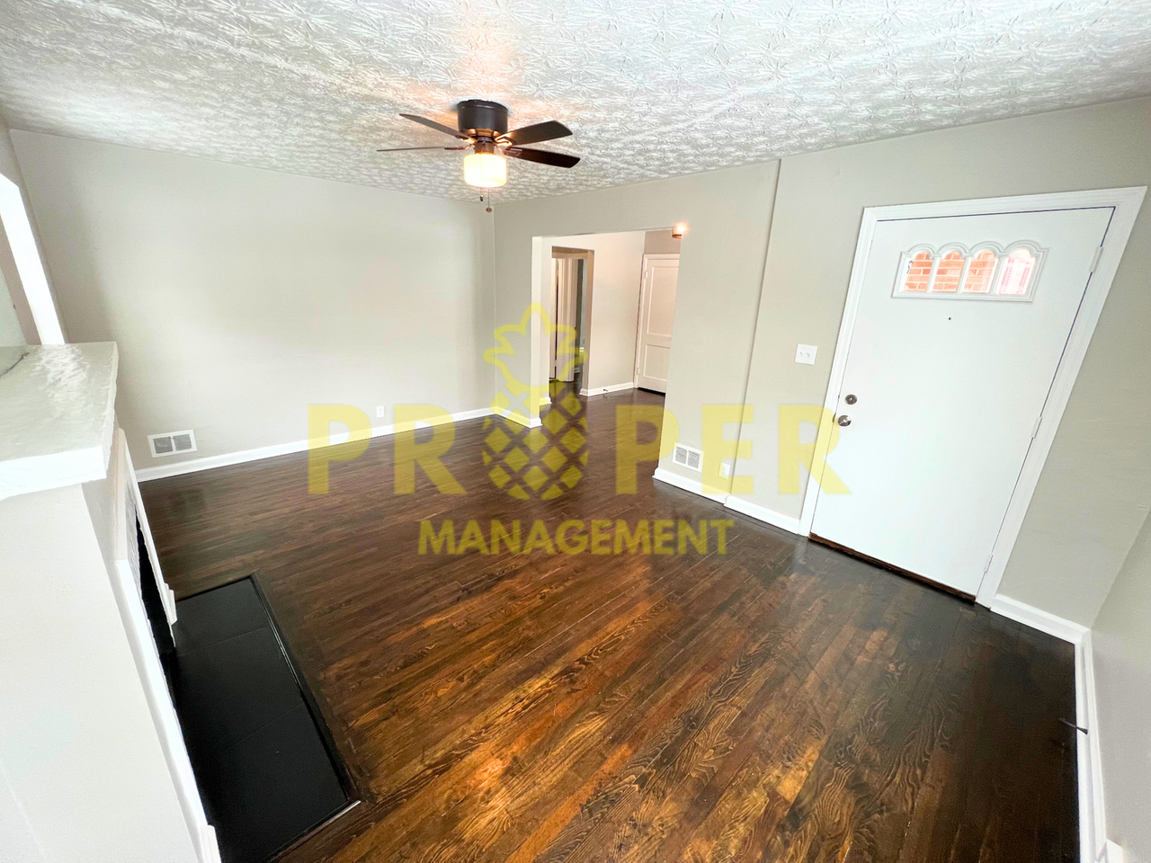 1635 Wesleyan Rd - Photo 2 of 14