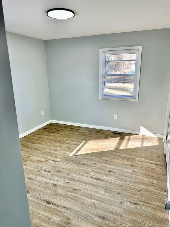 714 Long Run Rd - Photo 5 of 16