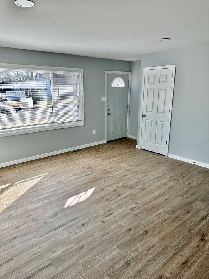 714 Long Run Rd - Photo 6 of 16