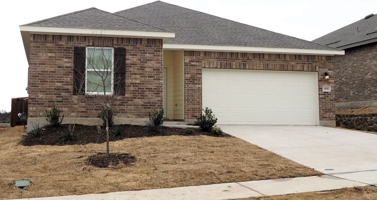 1416 Kennedy Rd - Photo 3 of 22