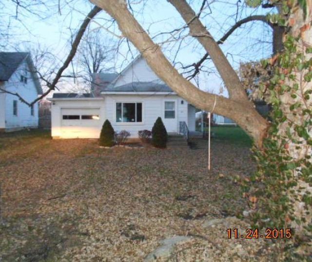 105 Putnam St - Photo 2 of 2