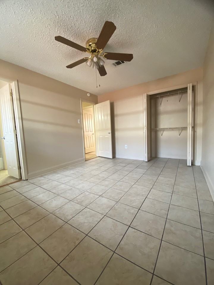 2009 Athania Pkwy #1 - Photo 5 of 10