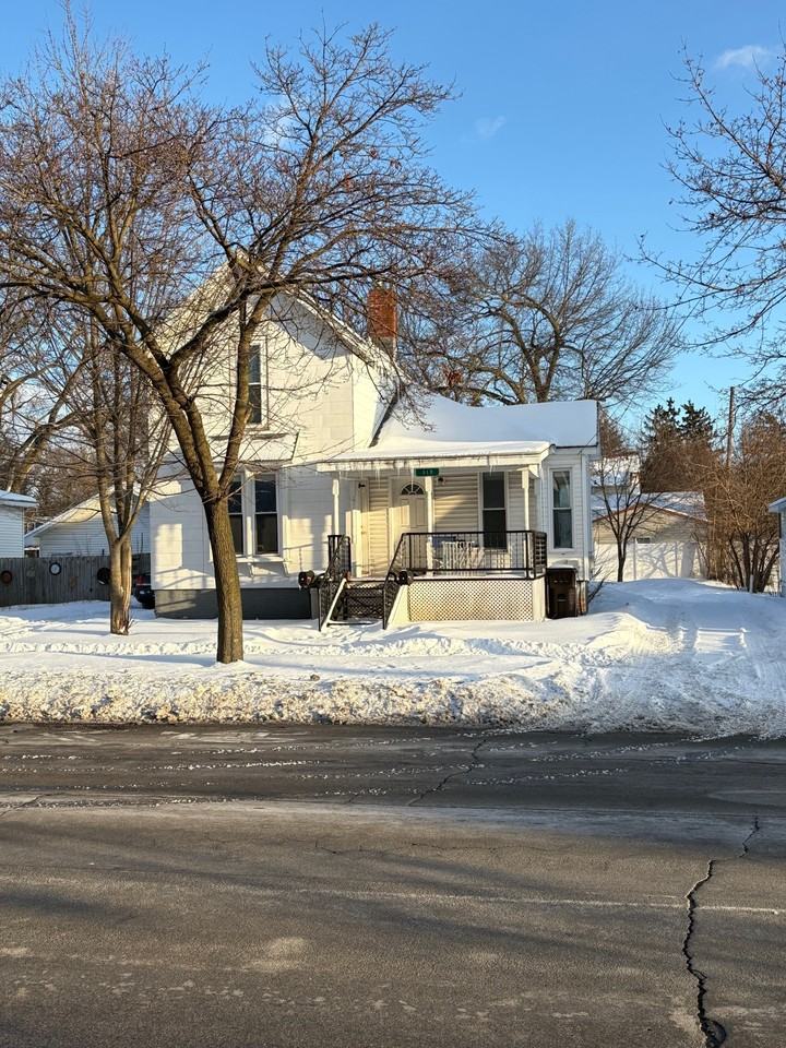 510 Rodd St #A - Photo 2 of 6