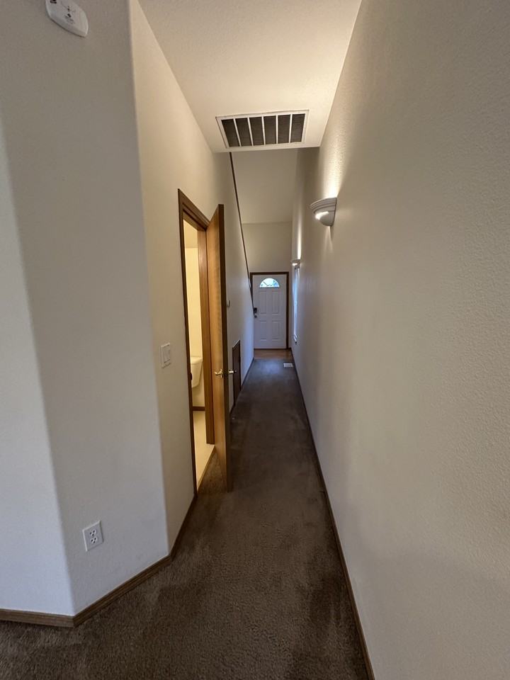 12505 63rd Ave E #NA - Photo 4 of 31