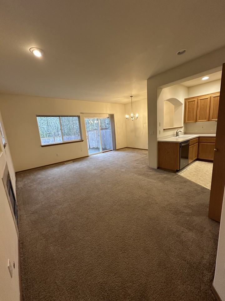 12505 63rd Ave E #NA - Photo 5 of 31