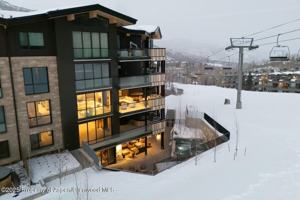 featured image of 180 Wood Rd #302