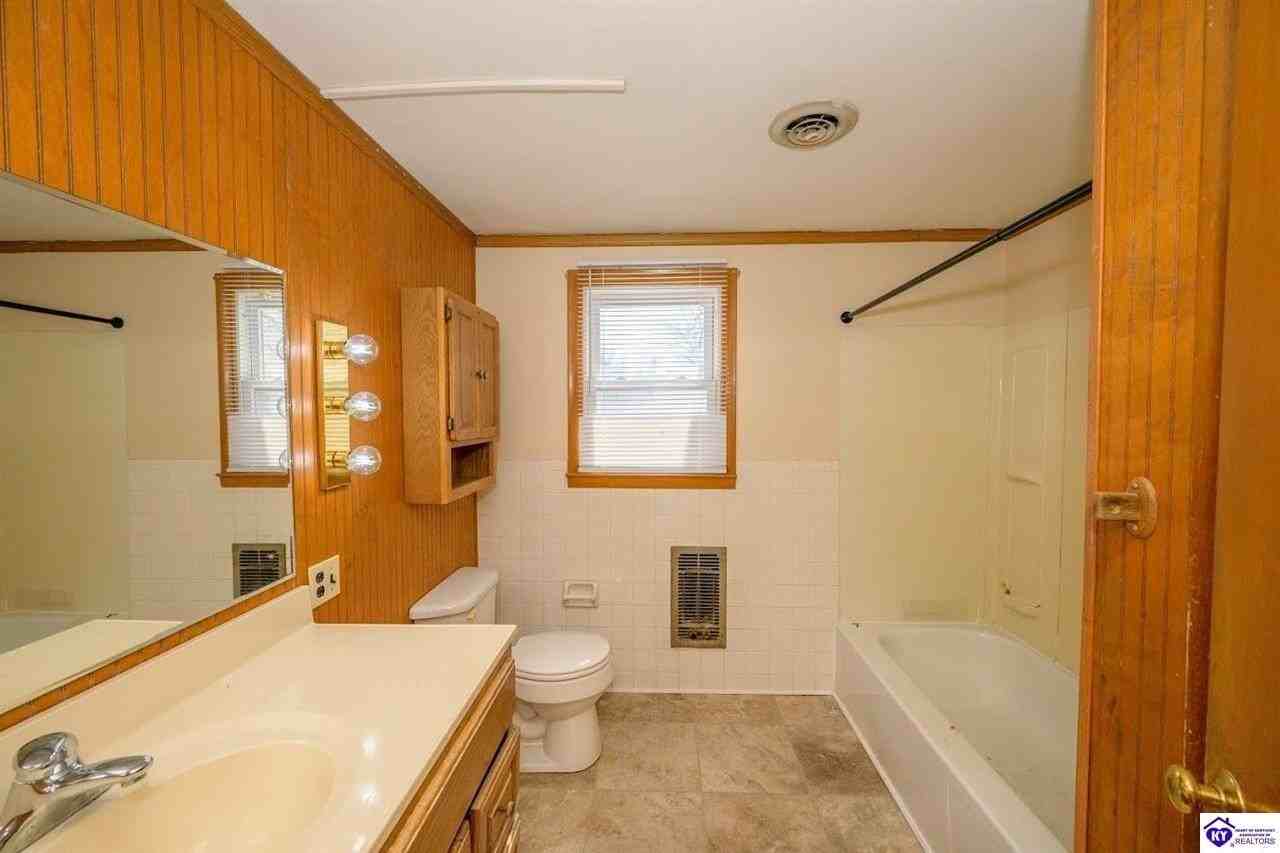 1280 W Vine St - Photo 6 of 24