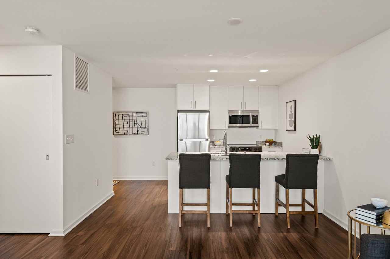 The Moderne - Photo 7 of 50