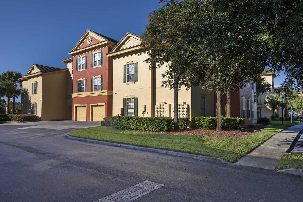 Victoria Place - Photo 7 of 50