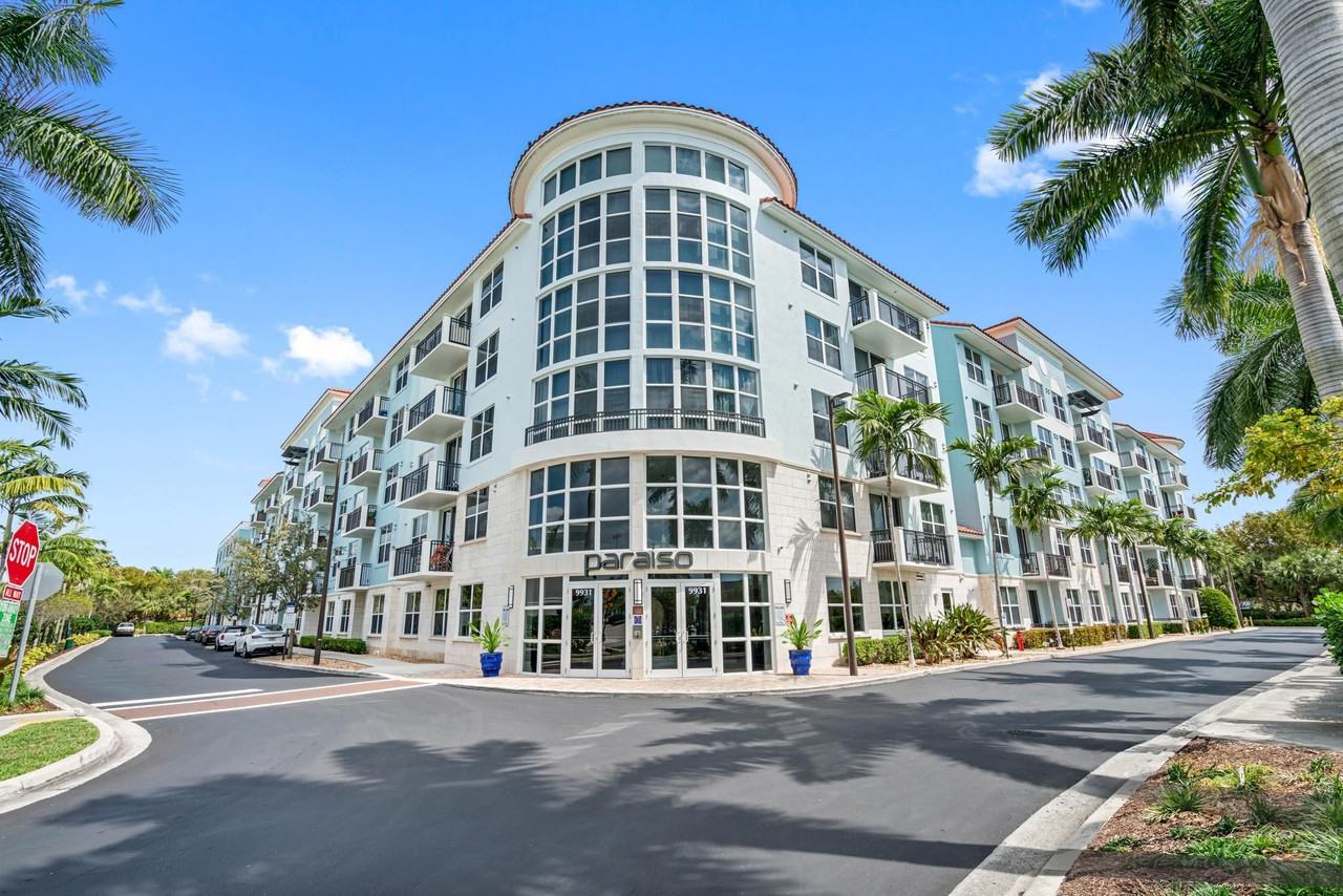 Paraiso at Fountain Square - Photo 5 of 50