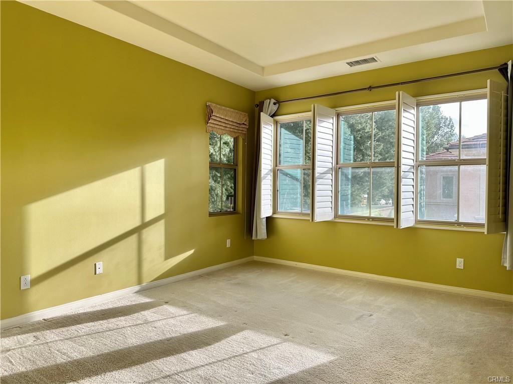 37 Oakfield - Photo 3 of 8