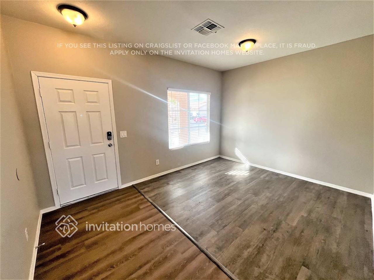 14451 N 132nd Dr - Photo 4 of 22