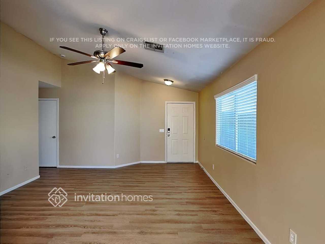 21437 N 30th Dr - Photo 3 of 17