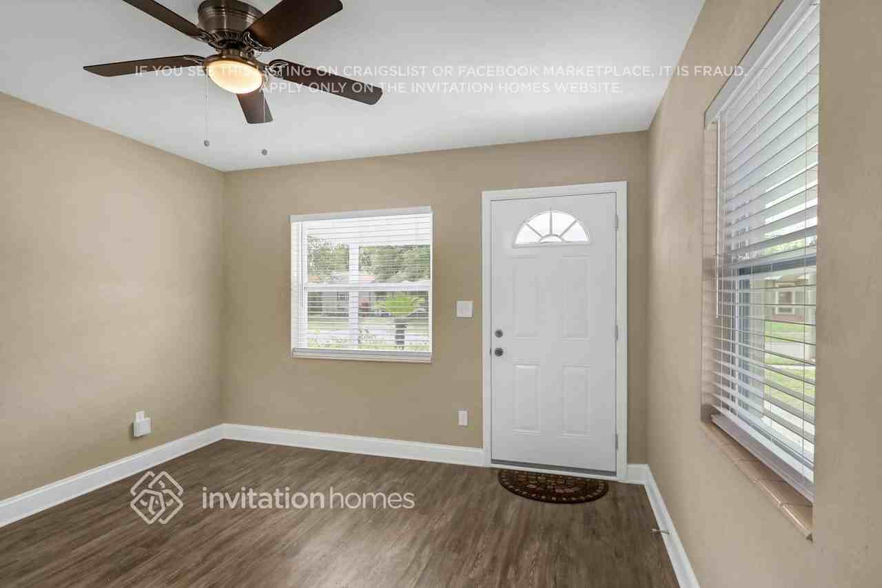 3735 27th Ave S - Photo 4 of 21