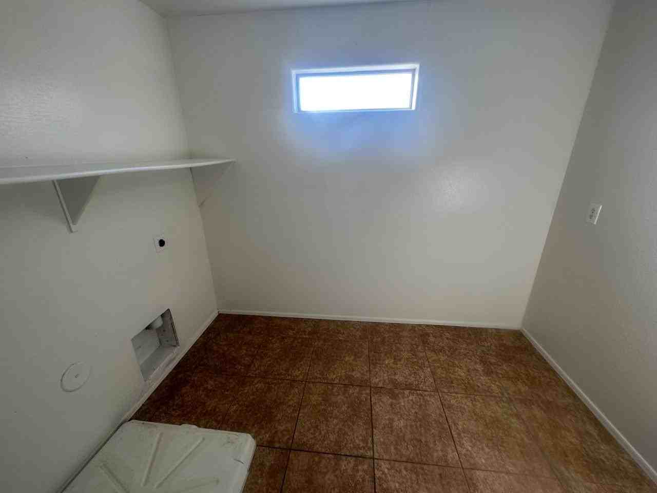 7216 North 72nd Drive - Photo 3 of 6