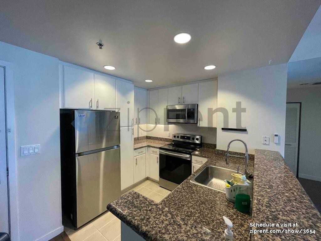 250 King St #706 - Photo 6 of 16