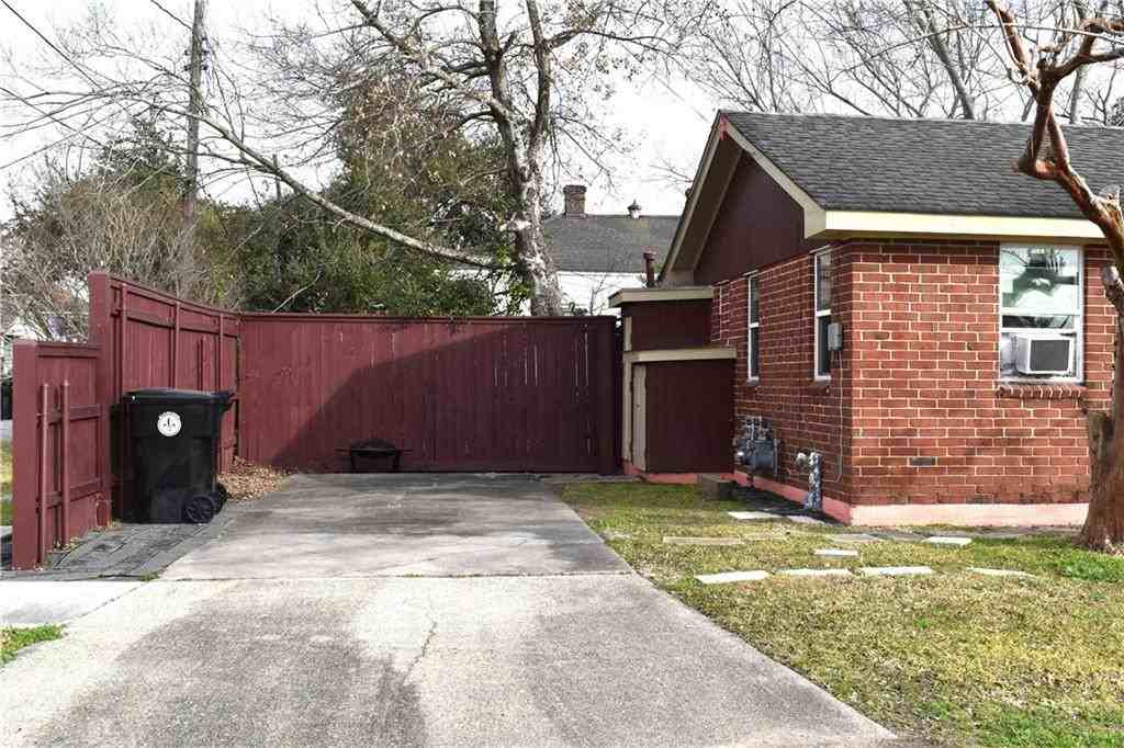 200 Pacific Ave ##A - Photo 2 of 9