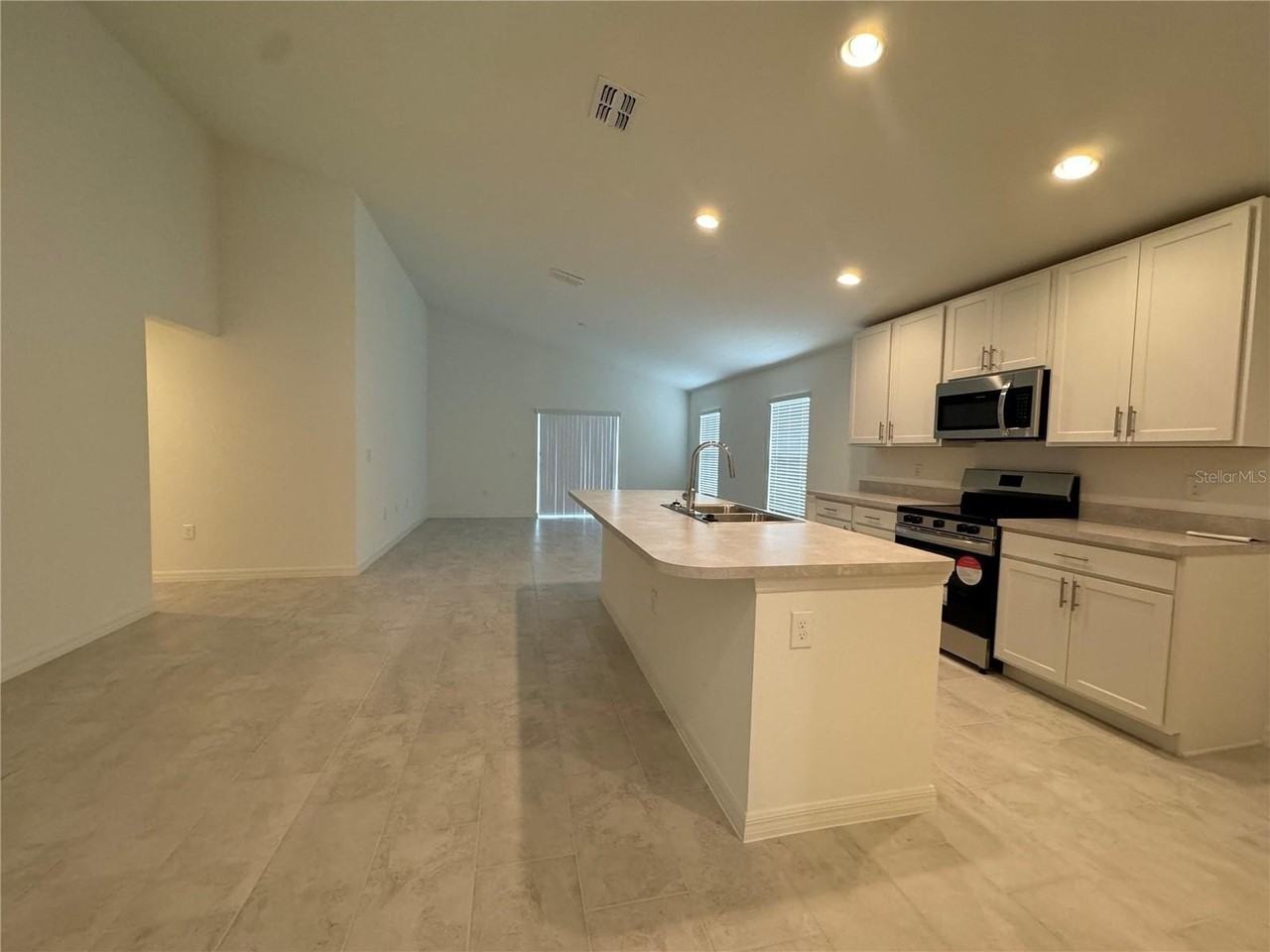 2004 Winding River Cv - Photo 6 of 26