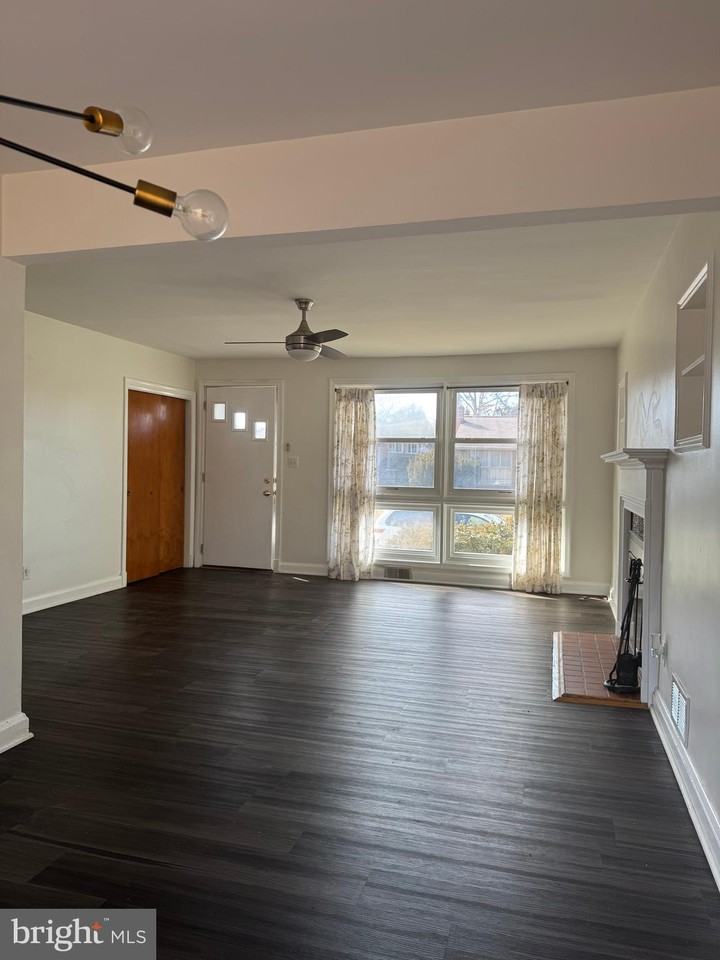 1307 Malbay Drive - Photo 7 of 28