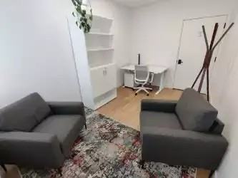 11611 107 Ave Nw - Photo 2 of 4