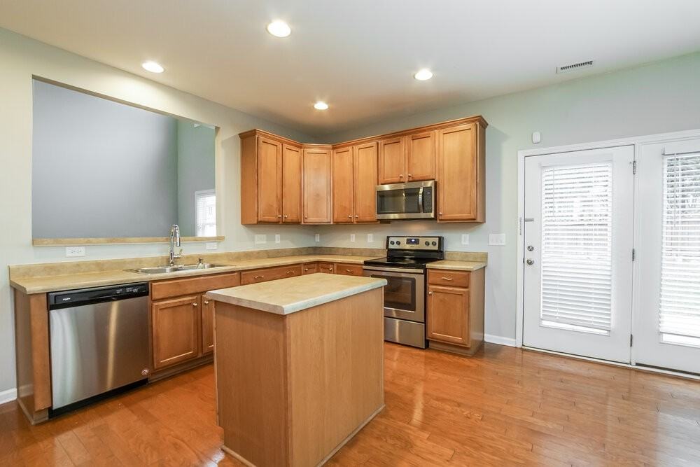 56 Killington Dr - Photo 7 of 17