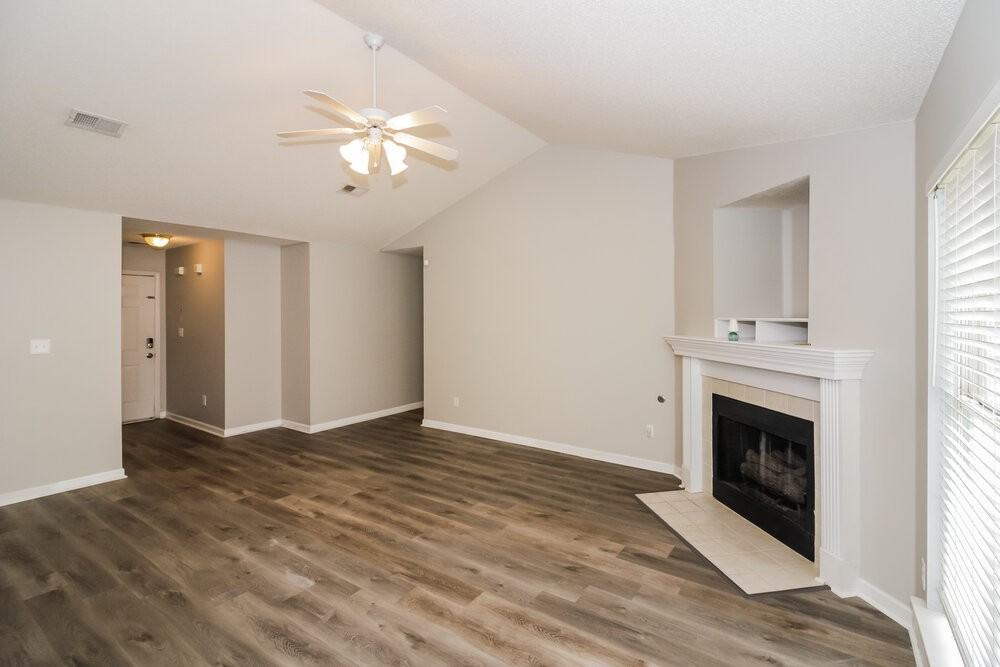 1486 Mcallen Cv - Photo 4 of 16