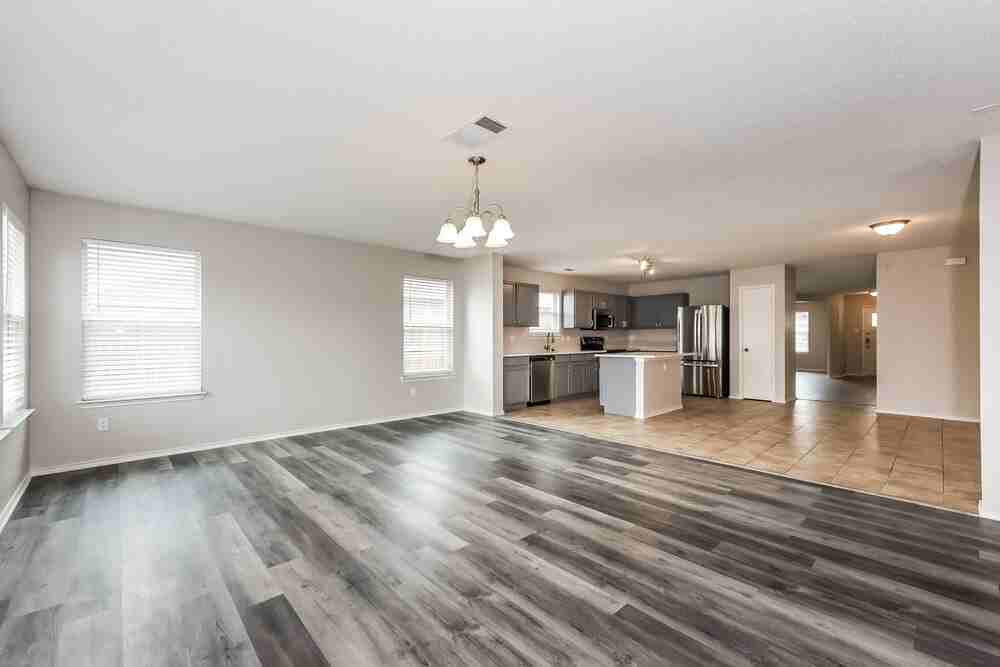 109 Clover Leaf Ln - Photo 6 of 16