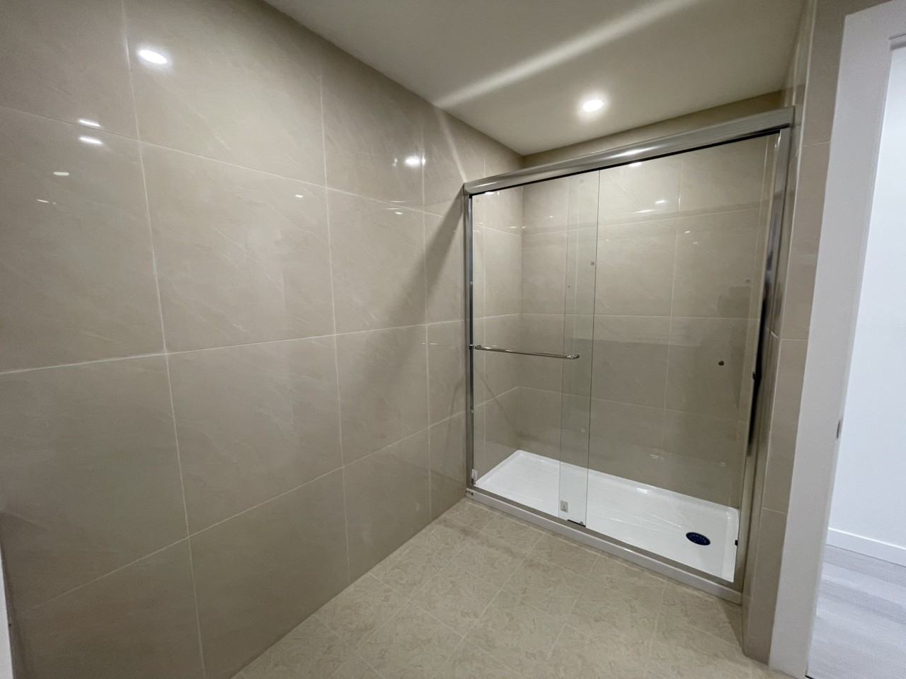 6572 Union Street - Photo 2 of 11