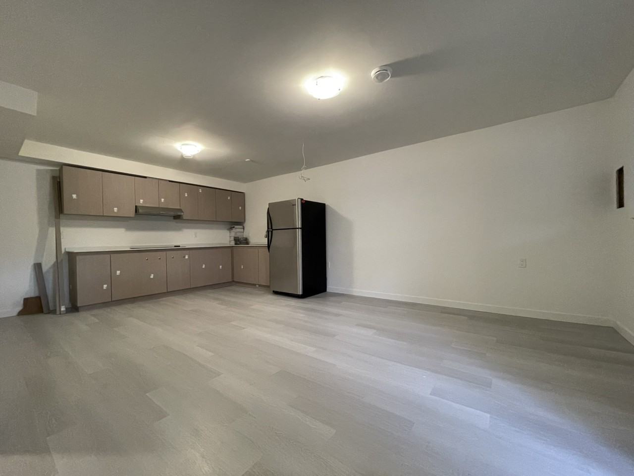 6572 Union Street - Photo 4 of 11
