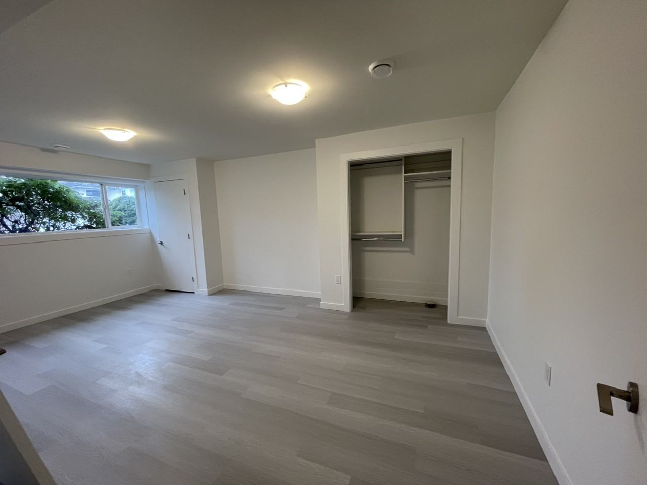 6572 Union Street - Photo 7 of 11