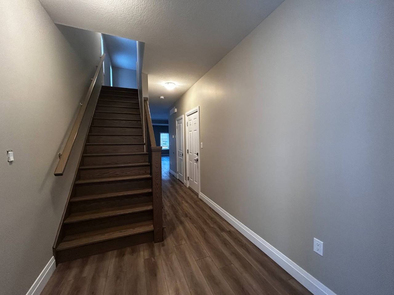 7 Wideman Blvd - Photo 3 of 17