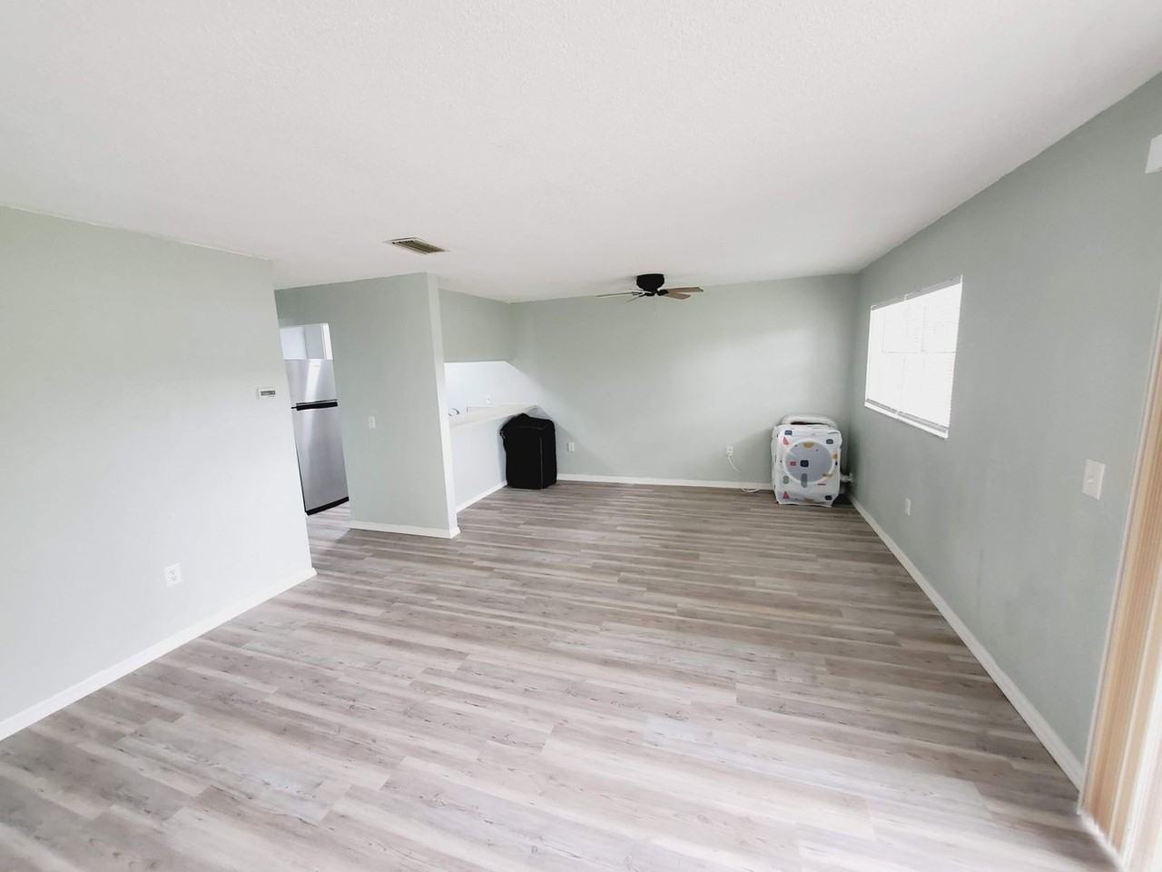 Orchard Garden Apartments - Photo 2 of 7