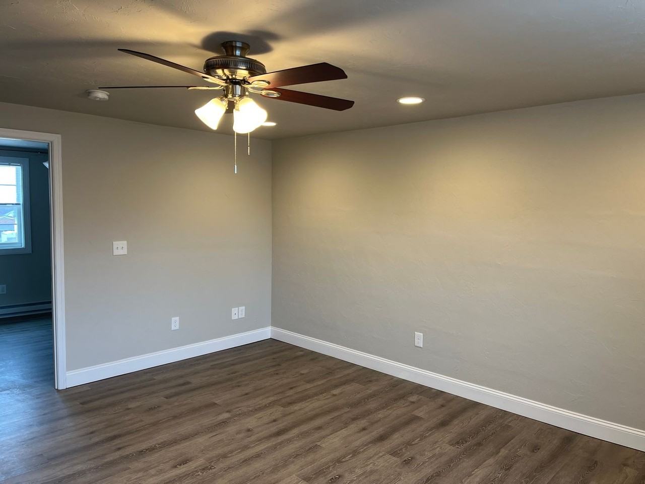 3533 Messersmith Rd - Photo 5 of 50