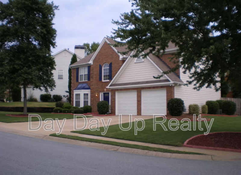 1135 Laurel Cove Dr - Photo 2 of 6