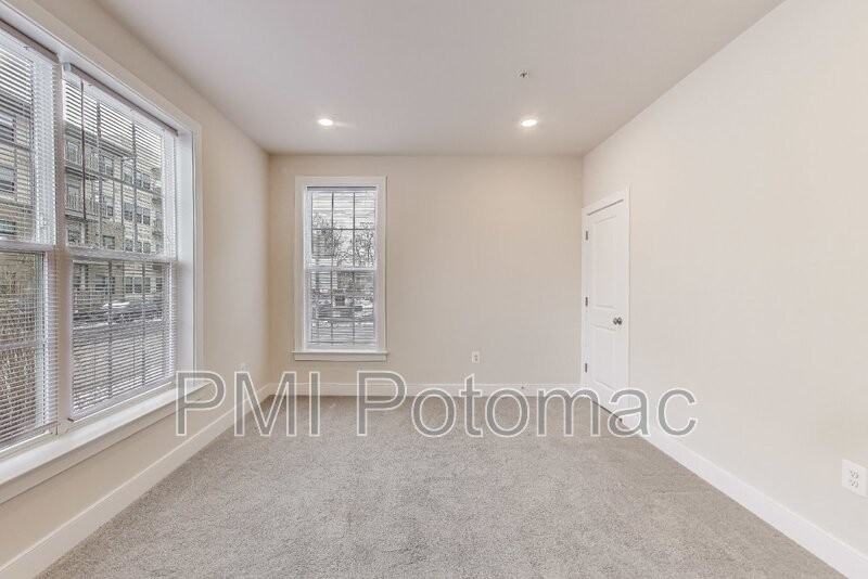 2547 Auden Dr - Photo 5 of 40