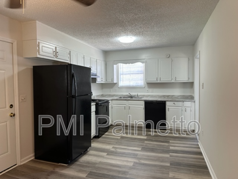 106 Temple Walk Rd - Photo 5 of 22