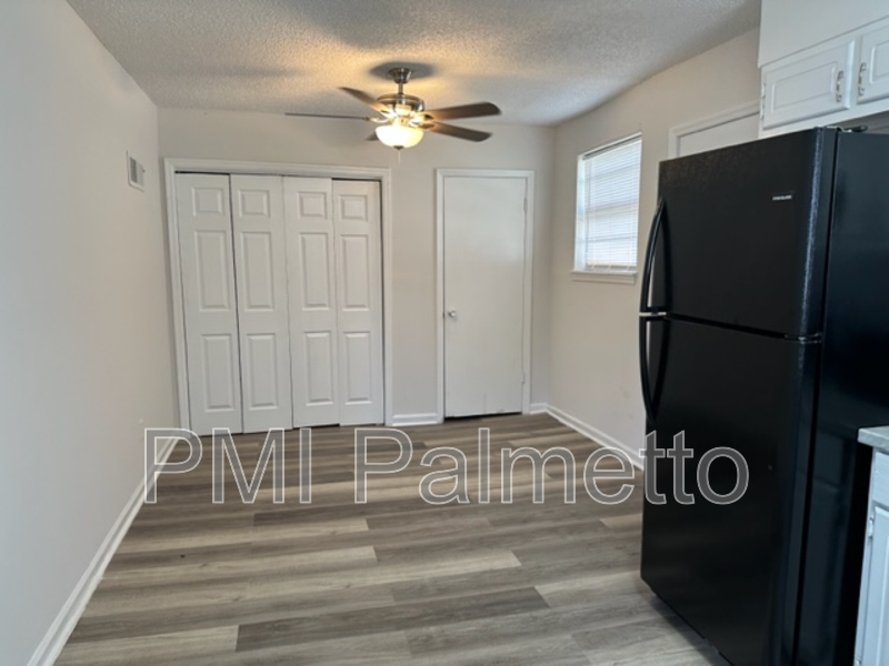 106 Temple Walk Rd - Photo 6 of 22