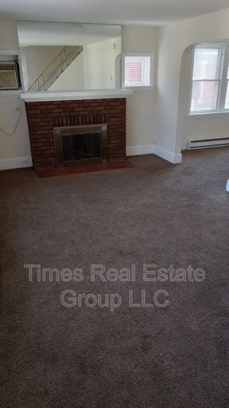 40 Beech St #2 - Photo 5 of 12