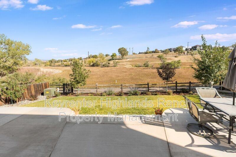7320 Eagle Rock Dr - Photo 3 of 50