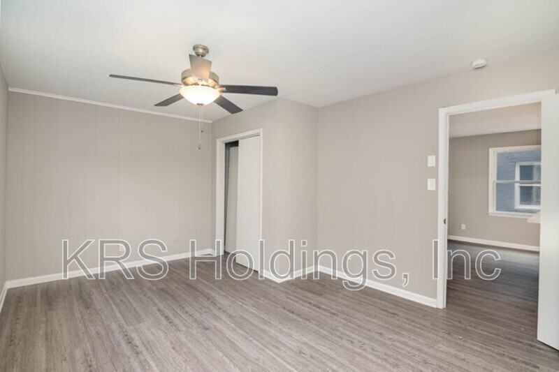 9635 Salem St - Photo 3 of 12